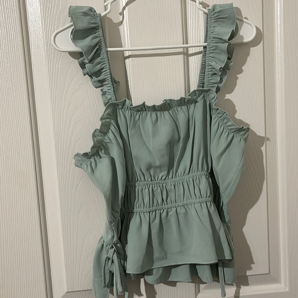 Brand new top